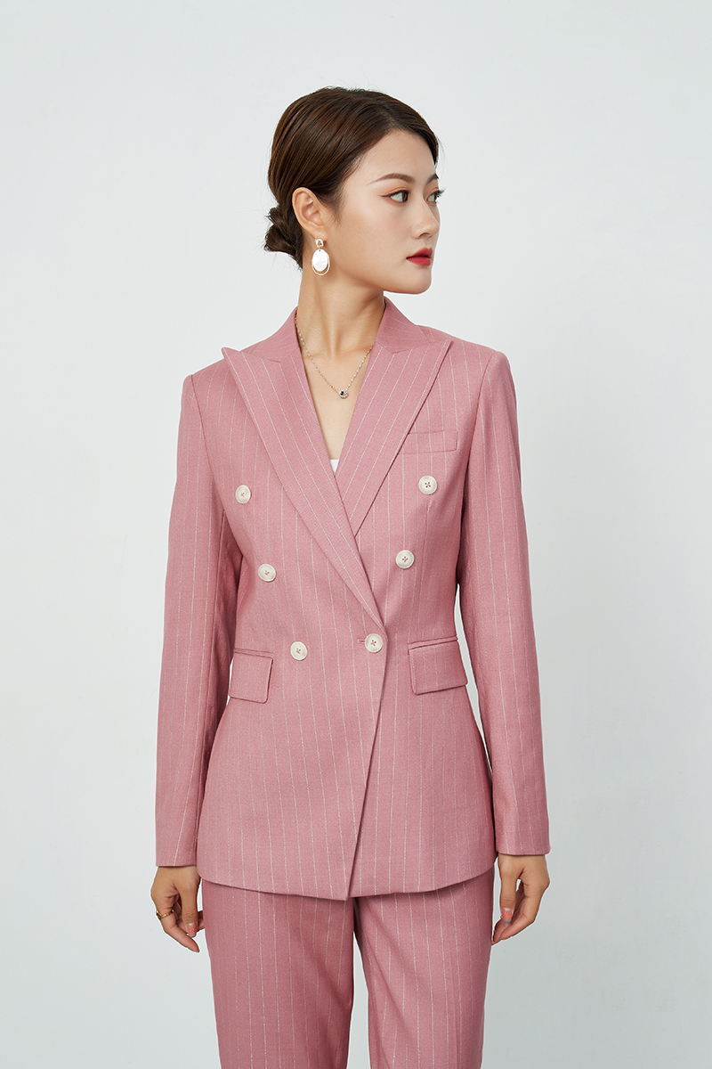 定制西装面料选择的重要性 定制西装面料选择的重要性