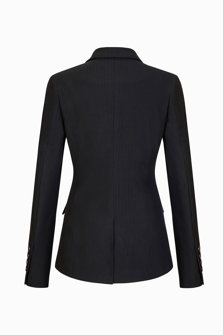 黑色西装定制背面 黑色西装定制背面