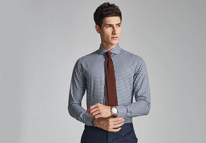 蓝白格子商务衬衫